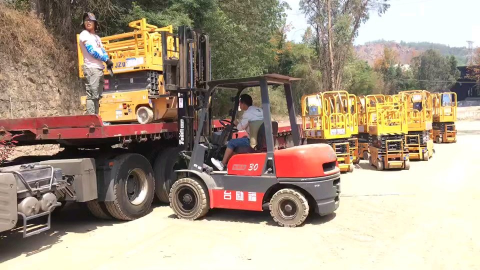 昆明正规的叉车培训学校~昆明叉车培训学校渠县